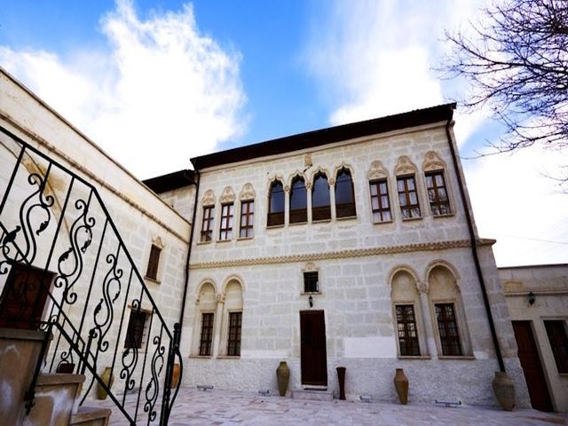 HİKMETS HOUSE