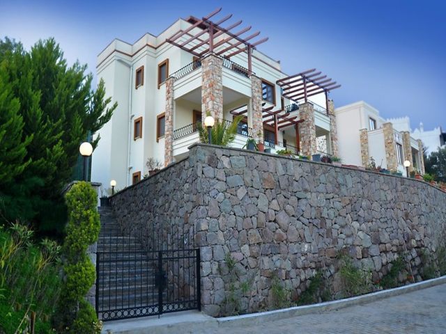 LIONA RESİDENCE