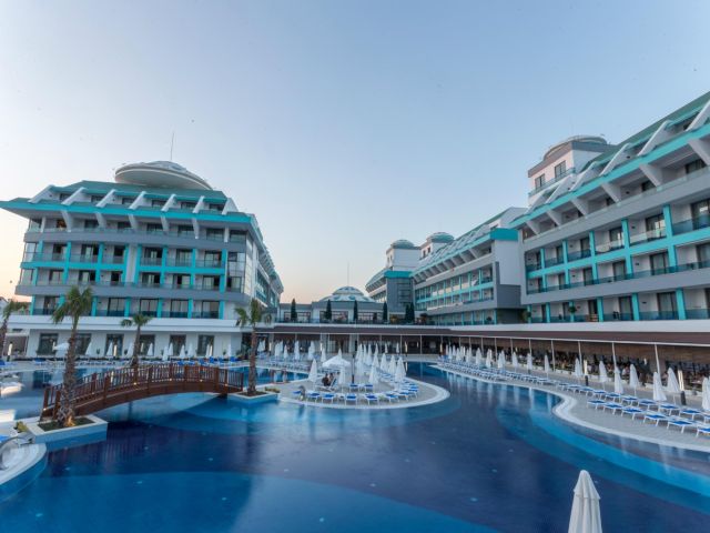 SENSITIVE PREMIUM RESORT & SPA