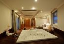 CRYSTAL ADMIRAL RESORT SUITES & SPA
